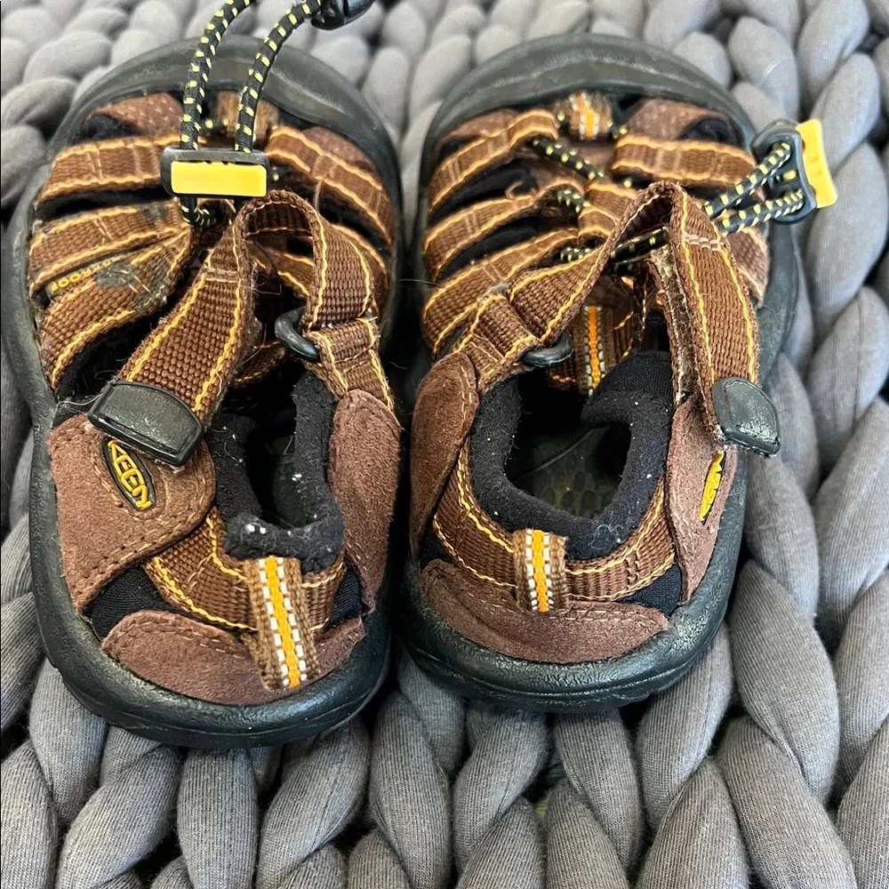 Keen Brown and Black Kids Sandals